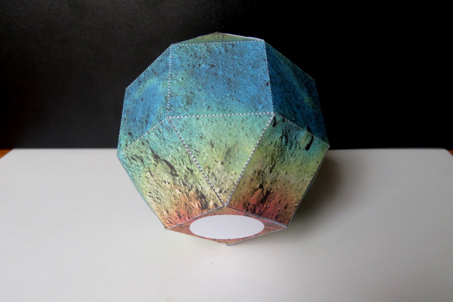 Papercraft asteroid Bennu photo 2